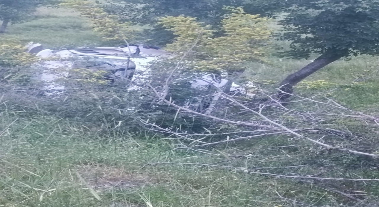 Siirtte otomobil devrildi: 1  yaralı