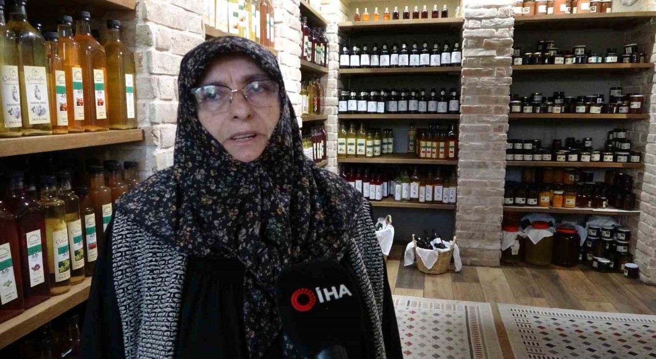 Şilede 50 çeşit şifa: Dededen kalma tariflerle sirke yapıyor