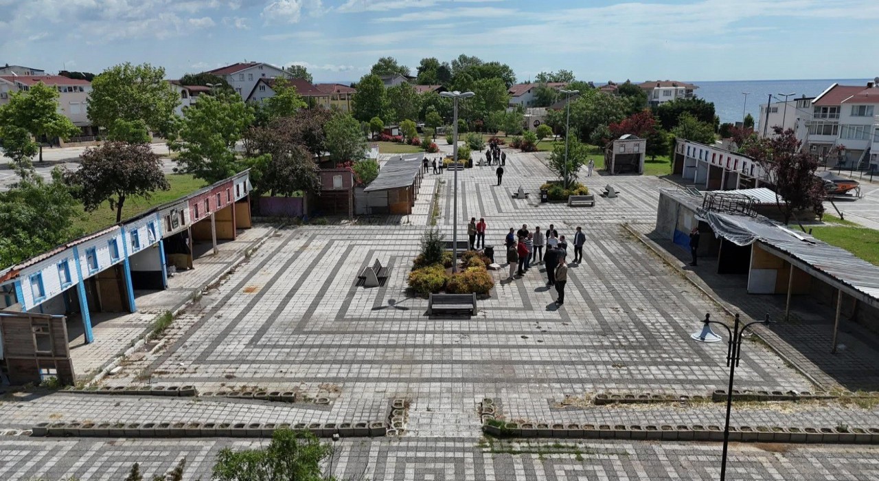 Silivride bulunan Gümüşyaka Gece Pazarı yenileniyor
