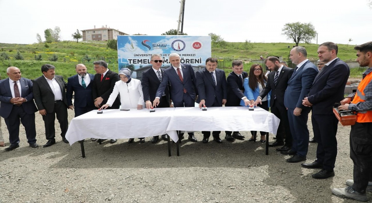 Simavda Üniversite Yerleşkesine yapılacak cami ve Gençlik Merkezinin temeli atıldı