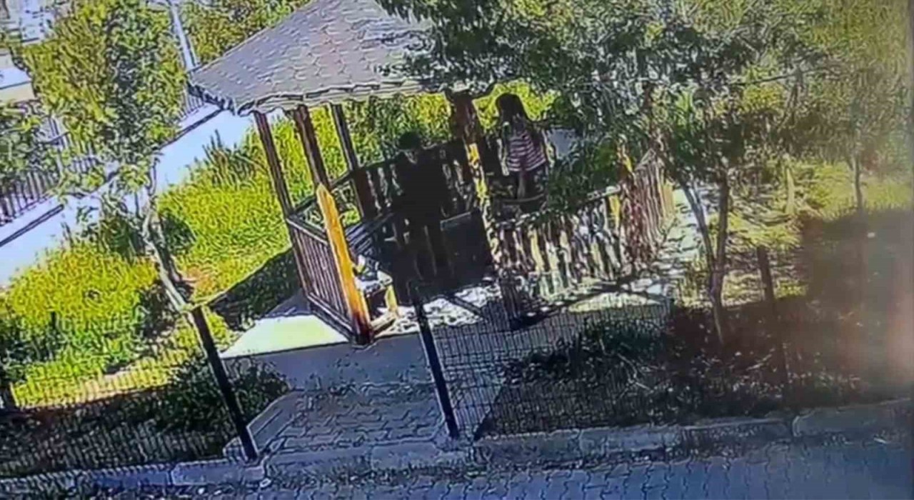 Şırnakta boğazına cisim kaçan öğrenci Heimlich müdahalesiyle kurtarıldı