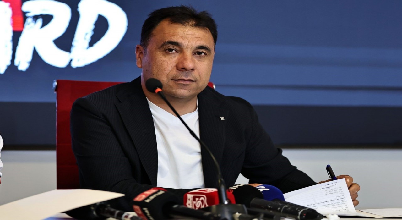 Sivasspor Başkanı Eken: Nice başarıları kucaklayacağız