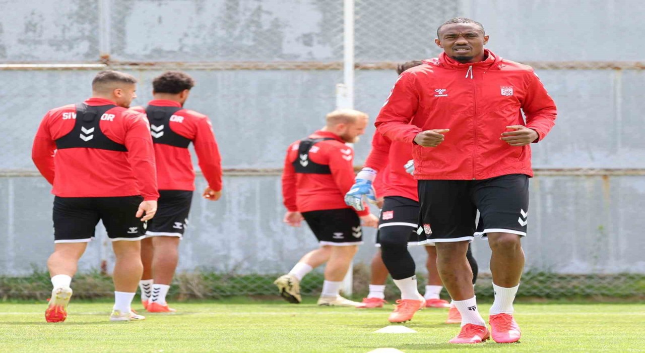 Sivassporda Samsunspor maçı hazırlıkları başladı