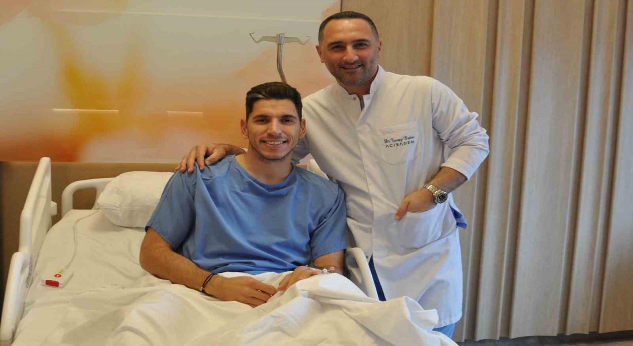 Sivassporun kalecisi Nikolic ikinci ameliyatını oldu