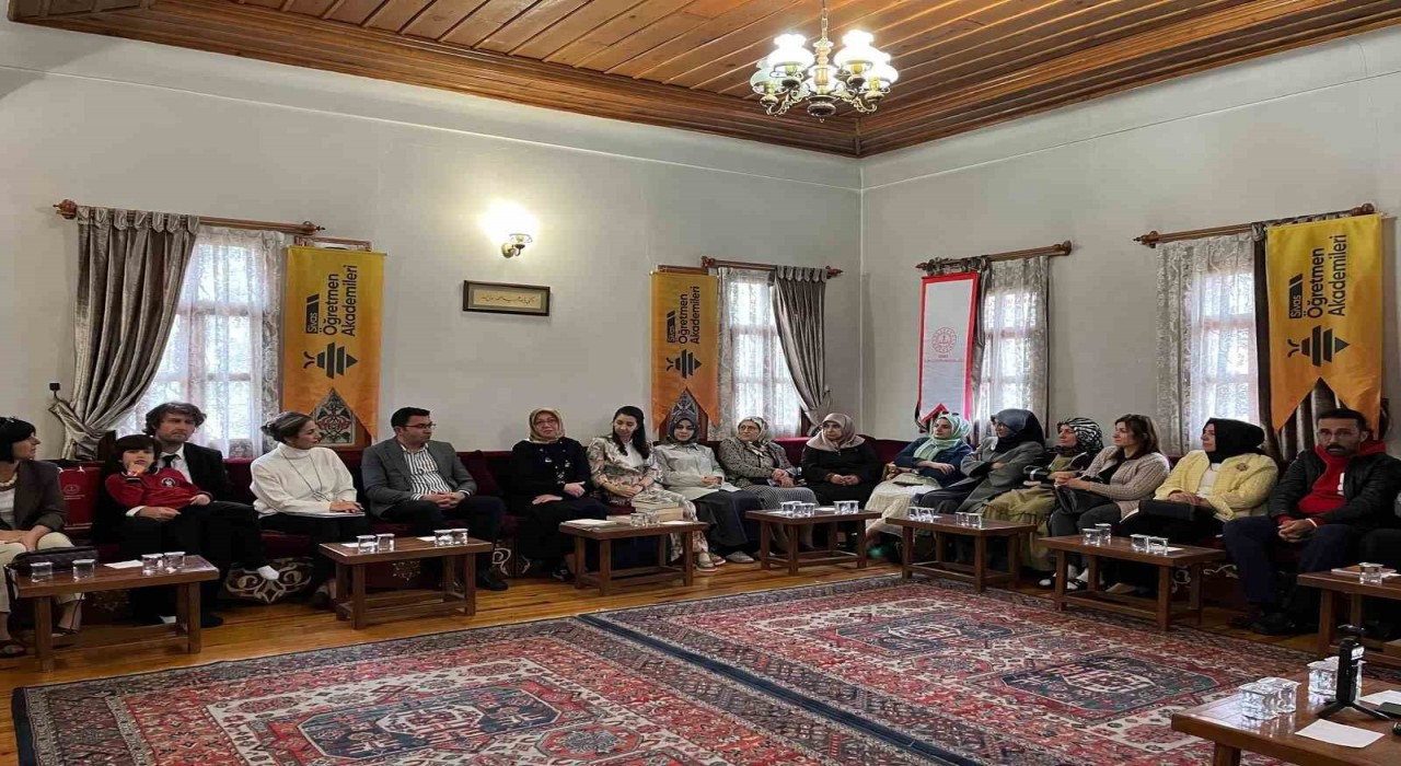 Sivasta Edebiyat Akademisi devam ediyor