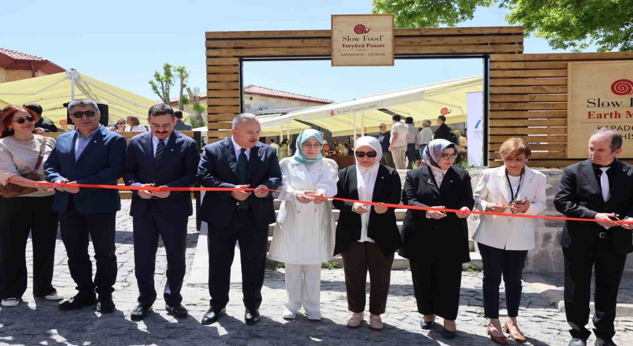‘Slow Food Kapadokya yeryüzü pazarı açıldı