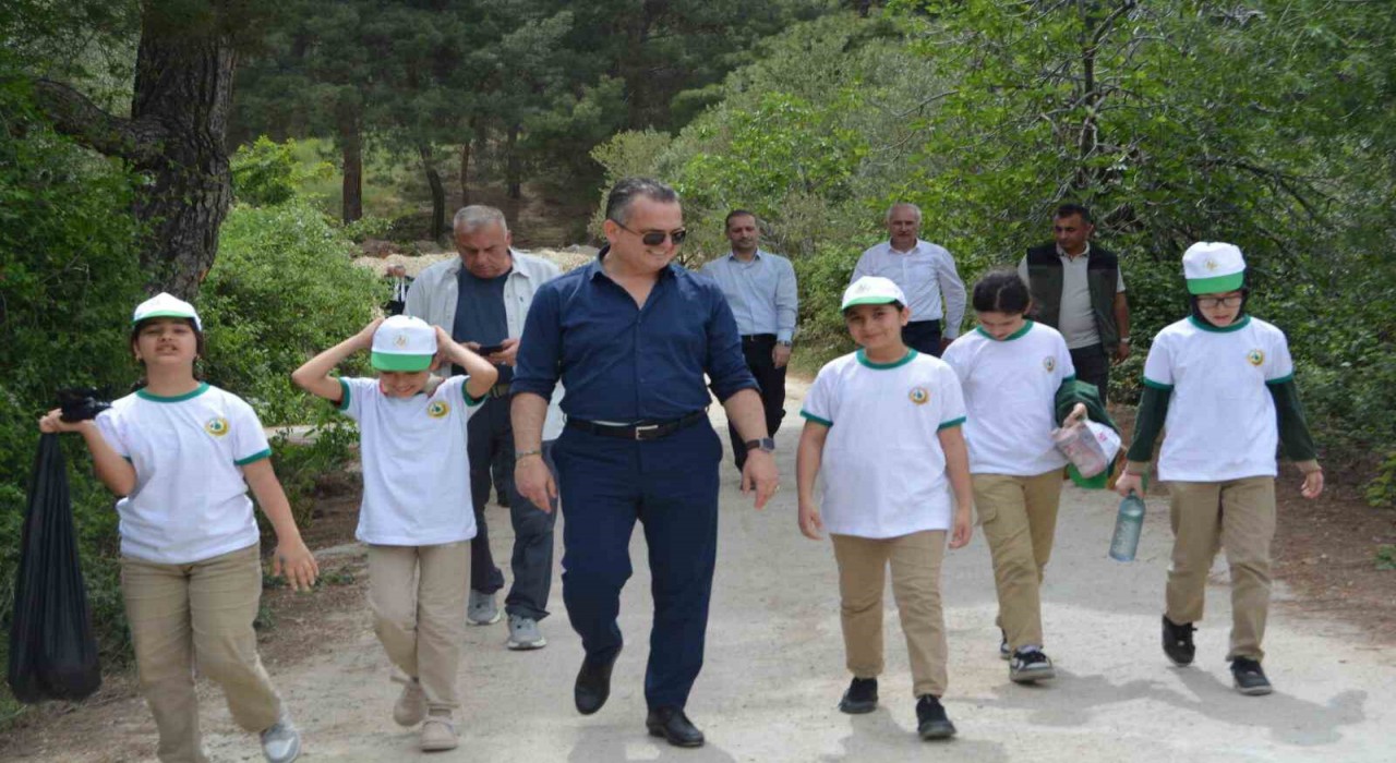 Somada ormanlar tertemiz oldu