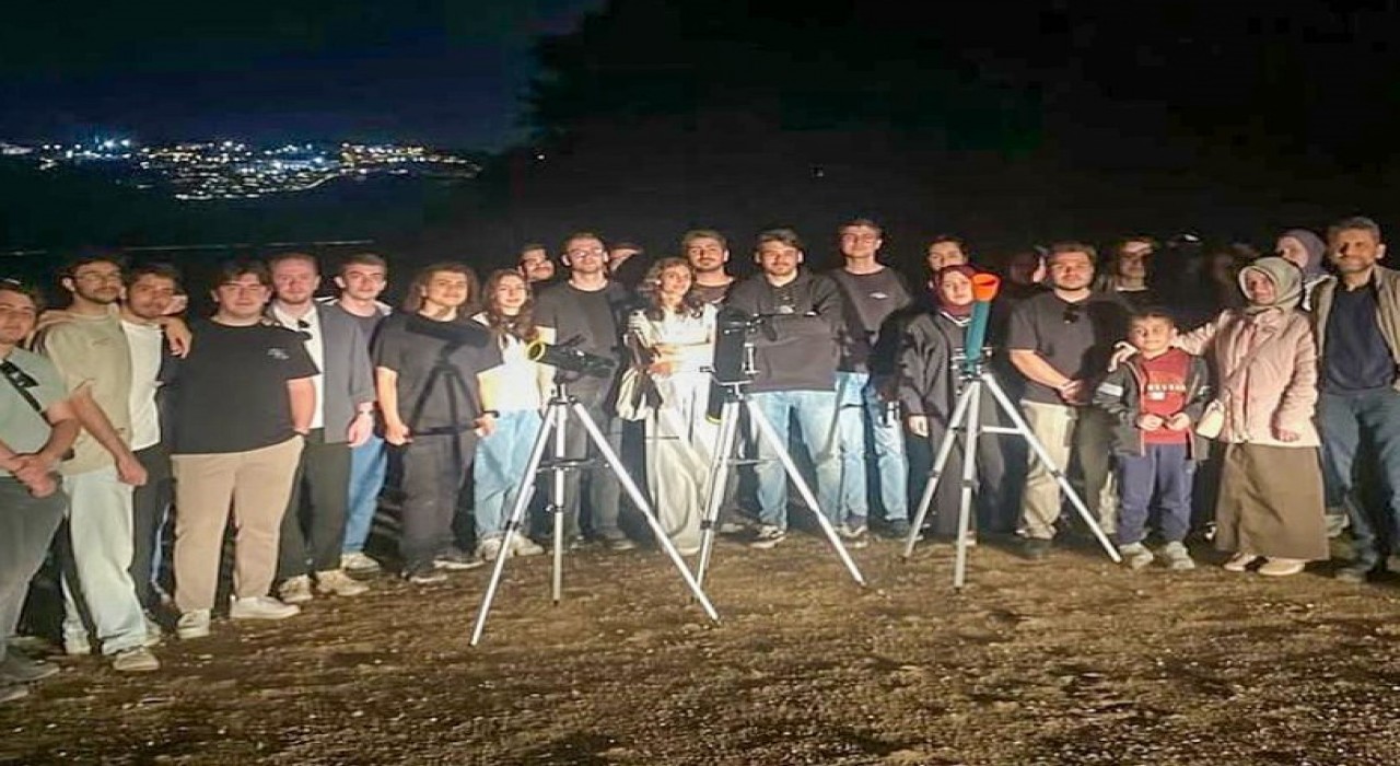 SUBÜlü öğrenciler, Eta Aquarid meteor yağmurunu gözlemledi