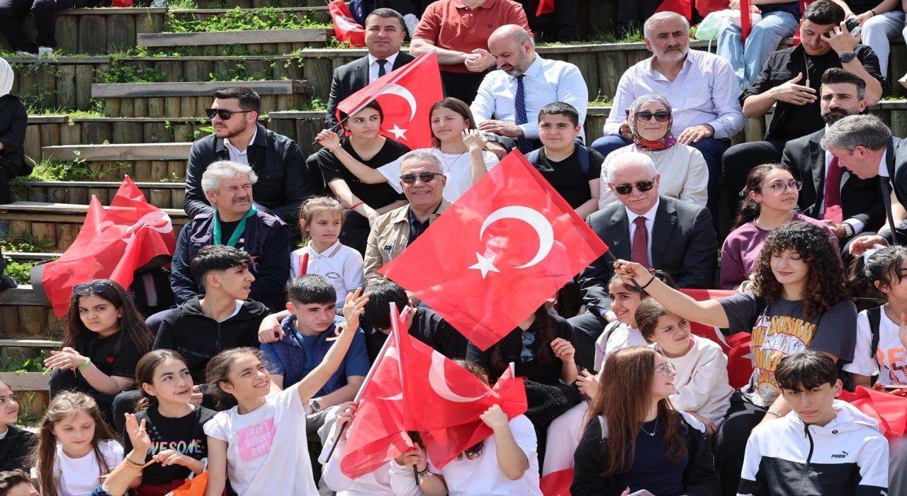 Sultangazide Spor Şenliği düzenlendi
