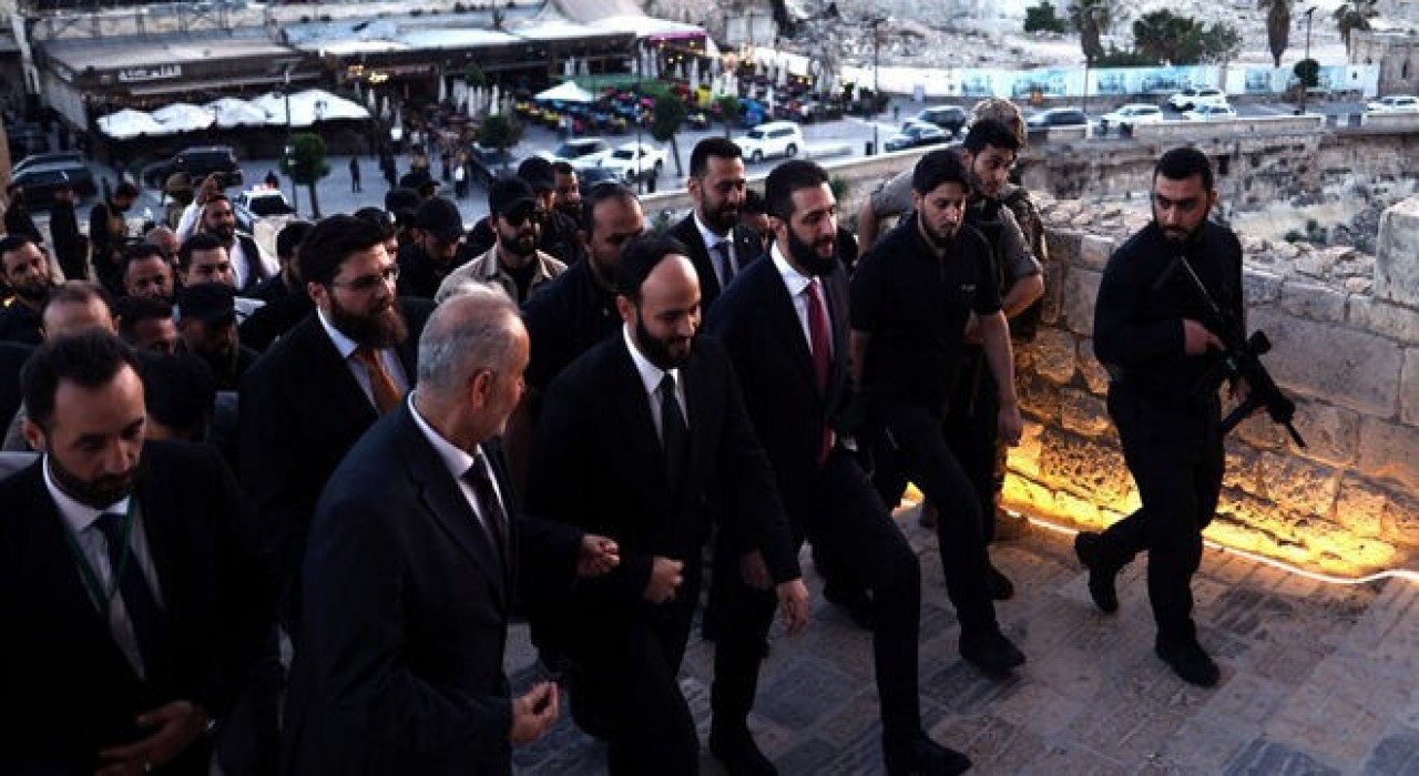 Suriye Devlet Başkanı eş-Şara Halepte