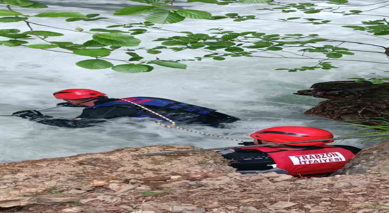 Suudi Arabistan uyruklu çocuğu düştüğü derede 108 kişi arıyor