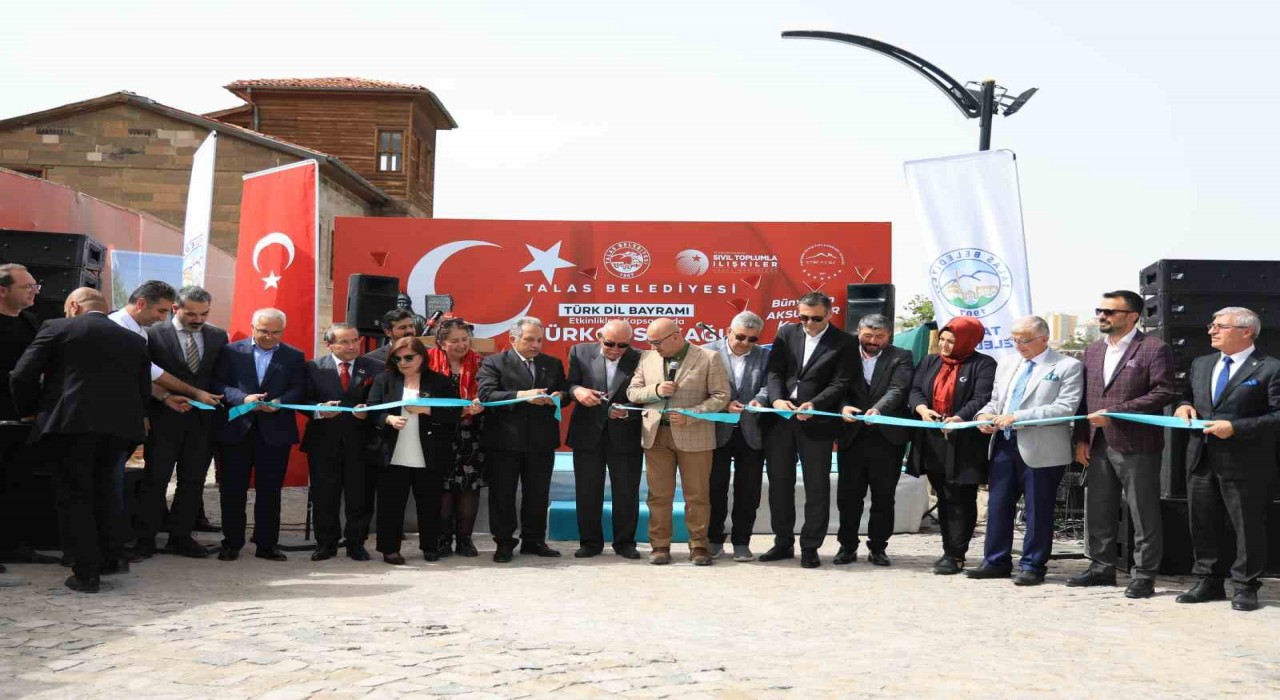 Talasta Türkçe Sokağı açıldı
