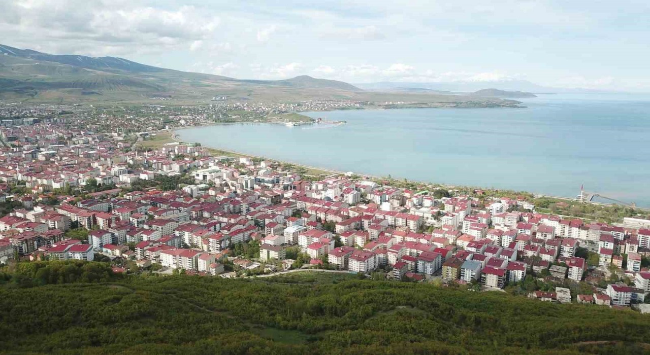 Tatvanda çevre yolu ikmal ihalesi tamamlandı
