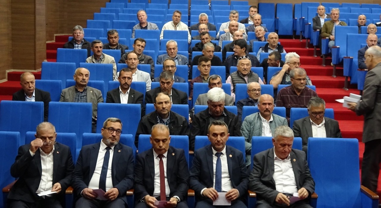 Tavşanlı Kaymakamlığında köy muhtarlarıyla istişare toplantısı gerçekleşti