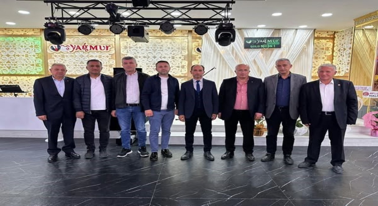 Tavşanlıda Köy ve Mahalle Muhtarları Olağan Genel Kurulunda İrfan Güner yeniden başkan seçildi