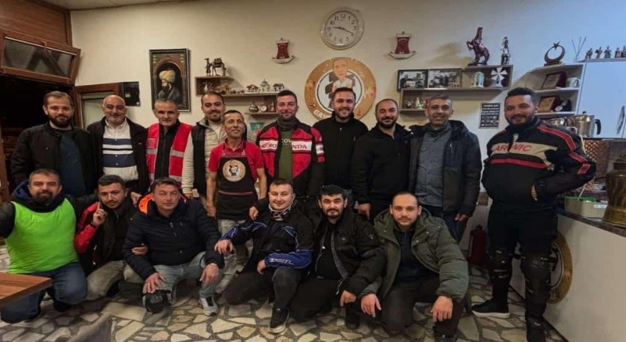 Tavşanlılı motorculardan Kahveci Aliye sürpriz ziyaret