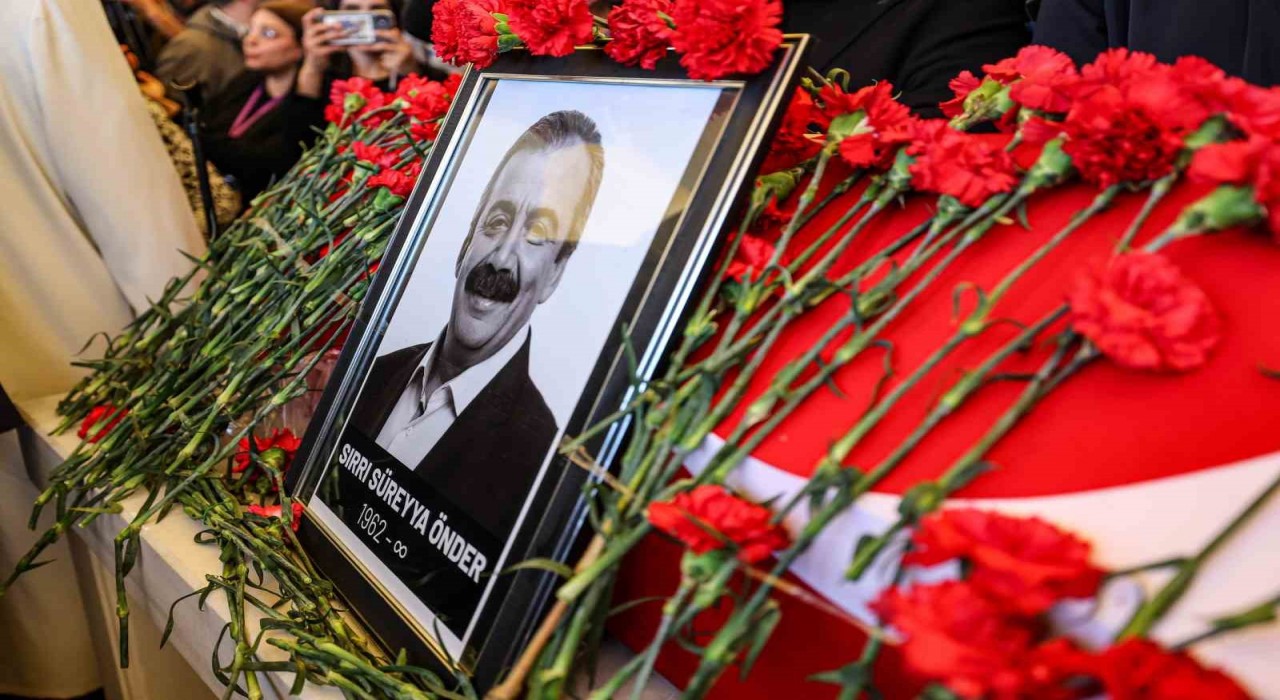 TBMM Başkanvekili Önder, Zincirlikuyu Mezarlığında son yolculuğuna uğurlandı