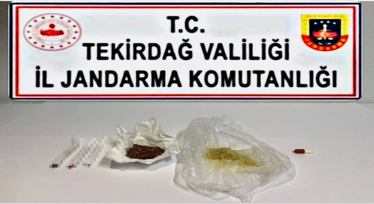 Tekirdağda jandarmadan 4 ilçede uyuşturucu ve silah operasyonu