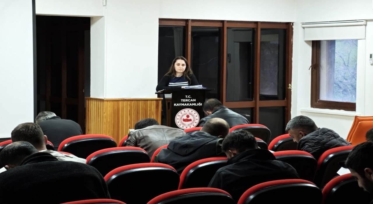 Tercanda 20 kişiye arıcılık belgesi verildi