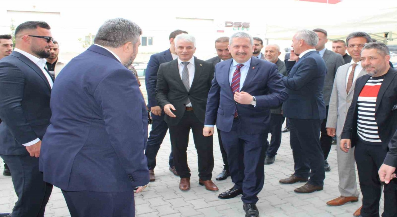 Ticaret Bakan Yardımcısı Gürcan: Fiyat dengesini bozmaya, haksız fiyat artışı yapmaya çalışanların önüne geçmek için mücadelemizi sürdürüyoruz