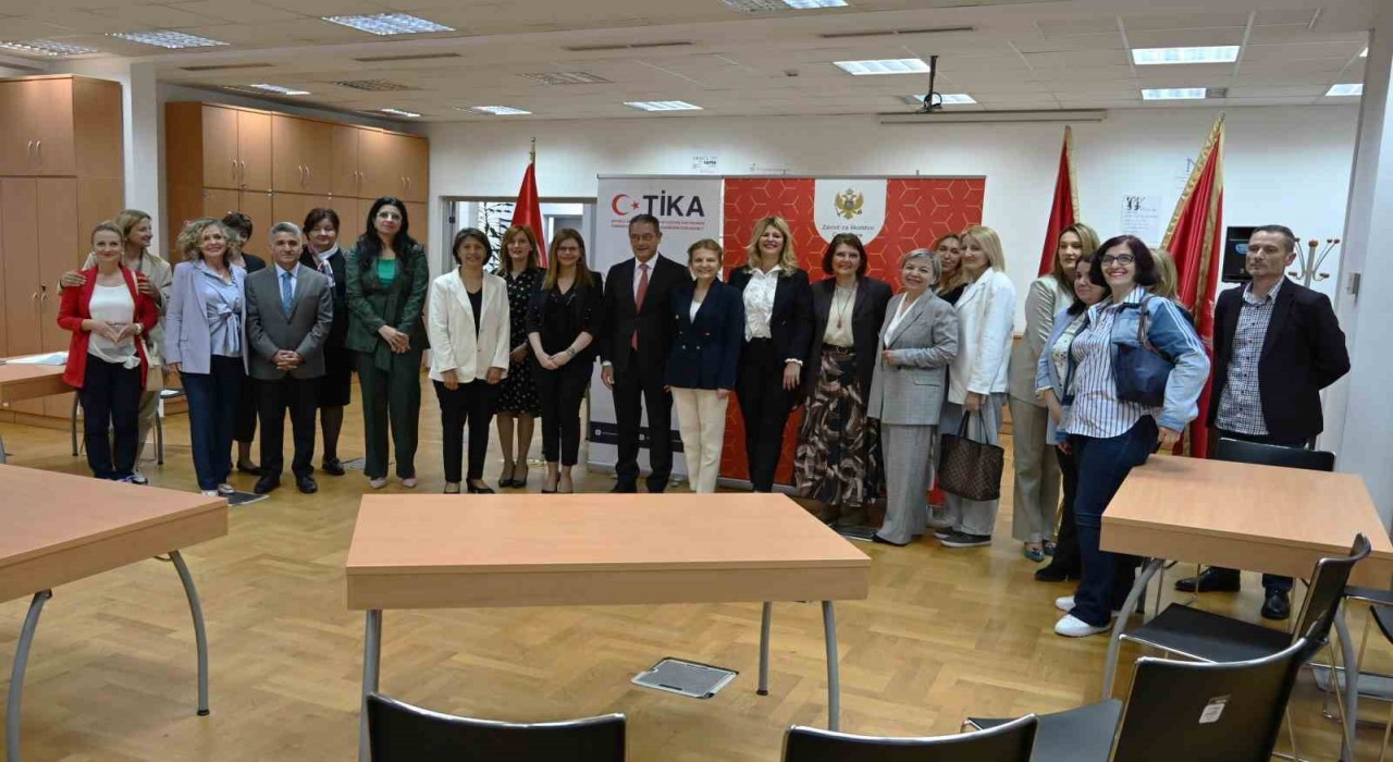 TİKAdan Karadağ Eğitim Hizmetleri Müdürlüğüne ofis mobilyası desteği