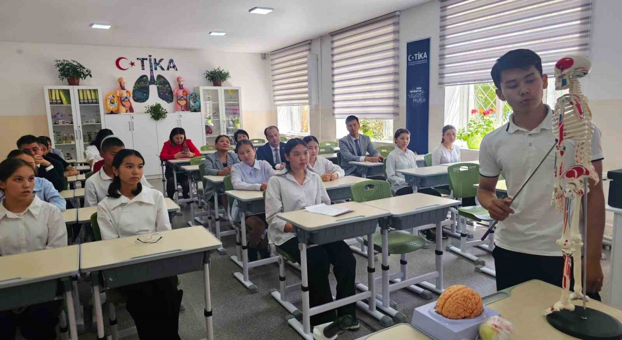 TİKAdan Kırgızistanda eğitime destek: Biyoloji sınıfı yenilendi