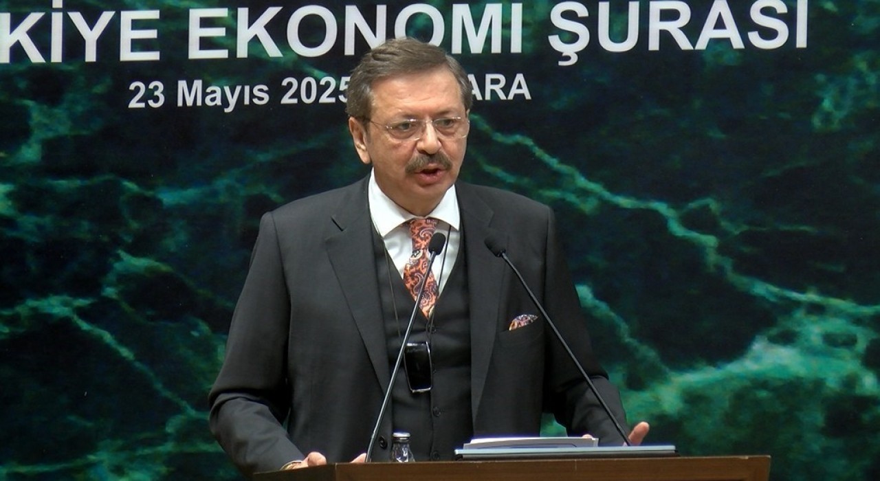 TOBB Başkanı Hisarcıklıoğlu: ABDnin gümrük tarifelerini artırmasıyla içeride ve dışarıda Çinle rakip olacağız
