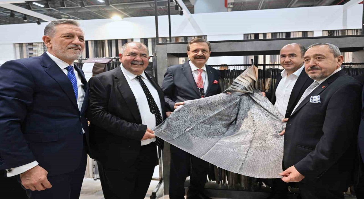 TOBB Başkanı Hisarcıklıoğlundan HOMETEX Fuarına tam not