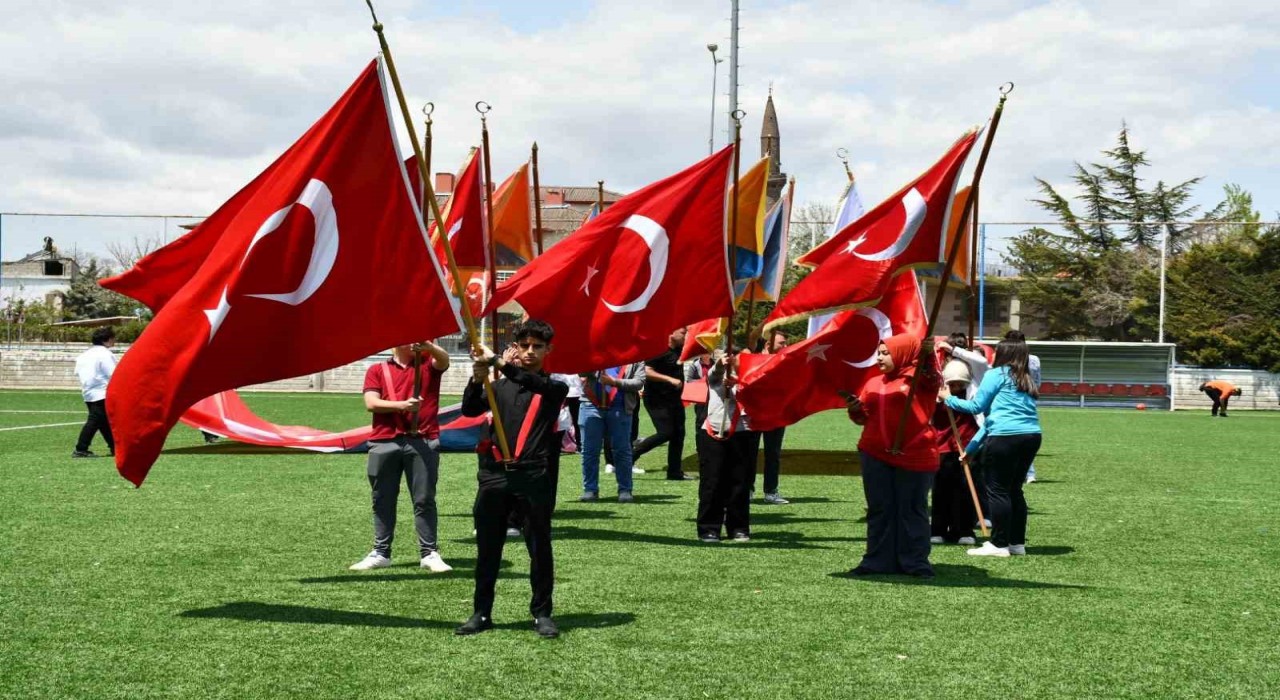 Tomarzada 19 Mayıs coşkuyla kutlandı