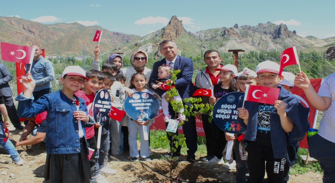Tortumda doğan her bebek için bir fidan