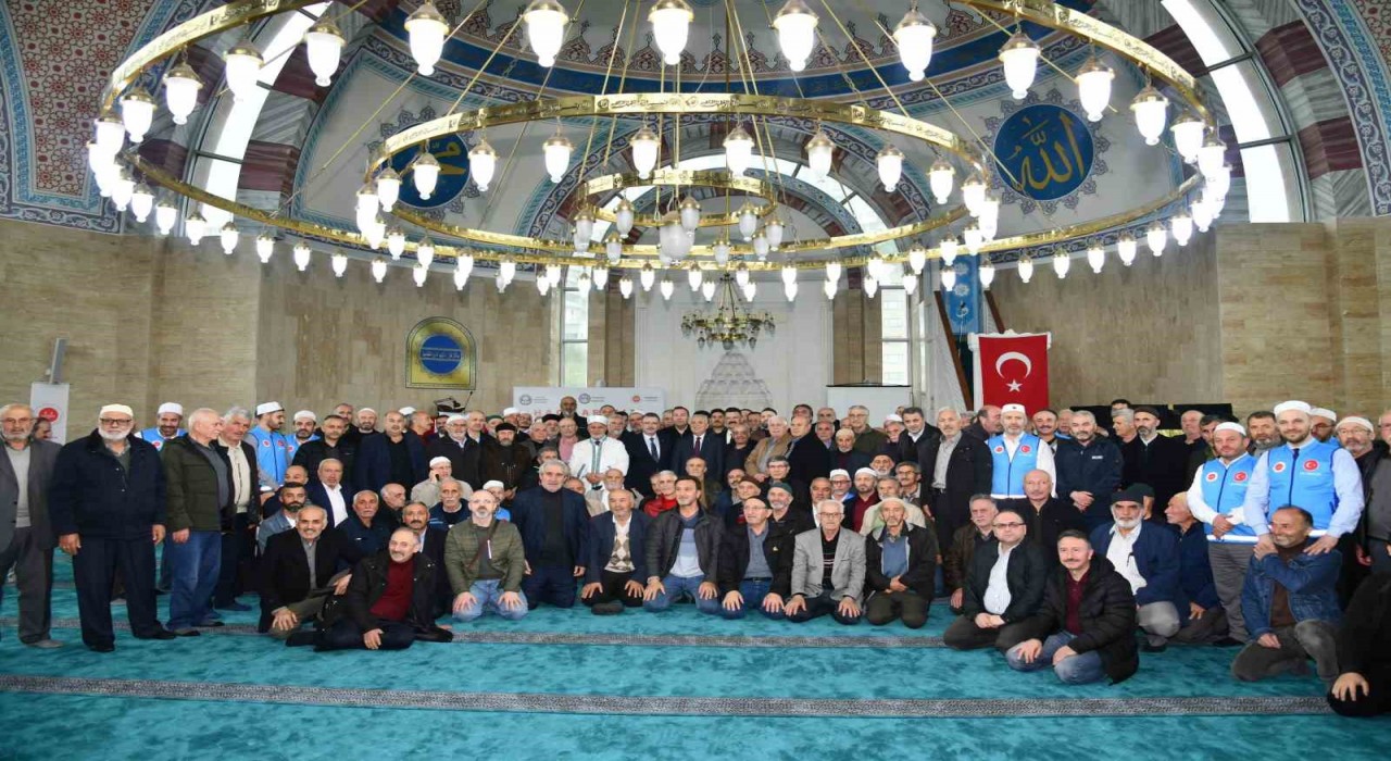 Trabzonda hacı adayları dualarla uğurlandı