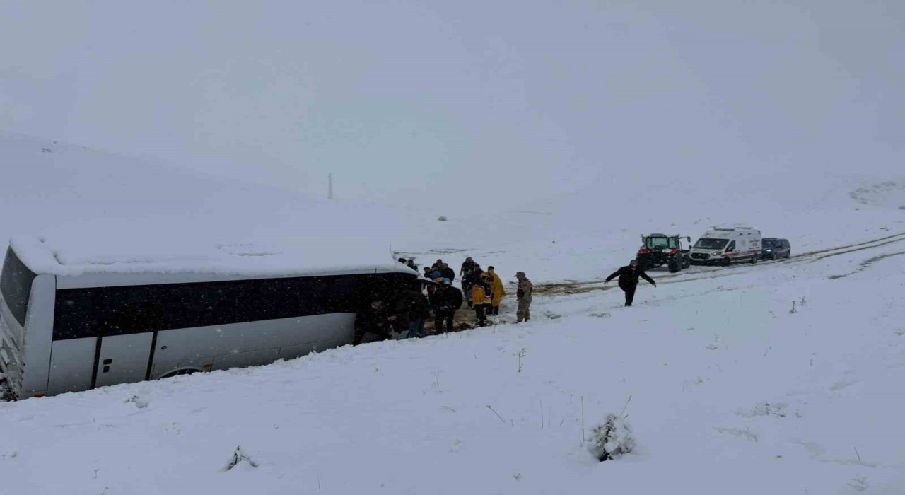 Trabzonspor taraftarı kupa yolunda karlı yolda mahsur kaldı
