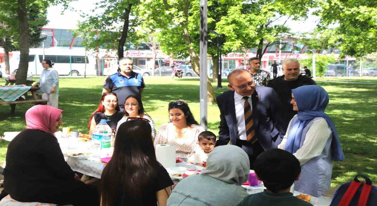 Turgutluda ‘Anneler Günü kutlaması