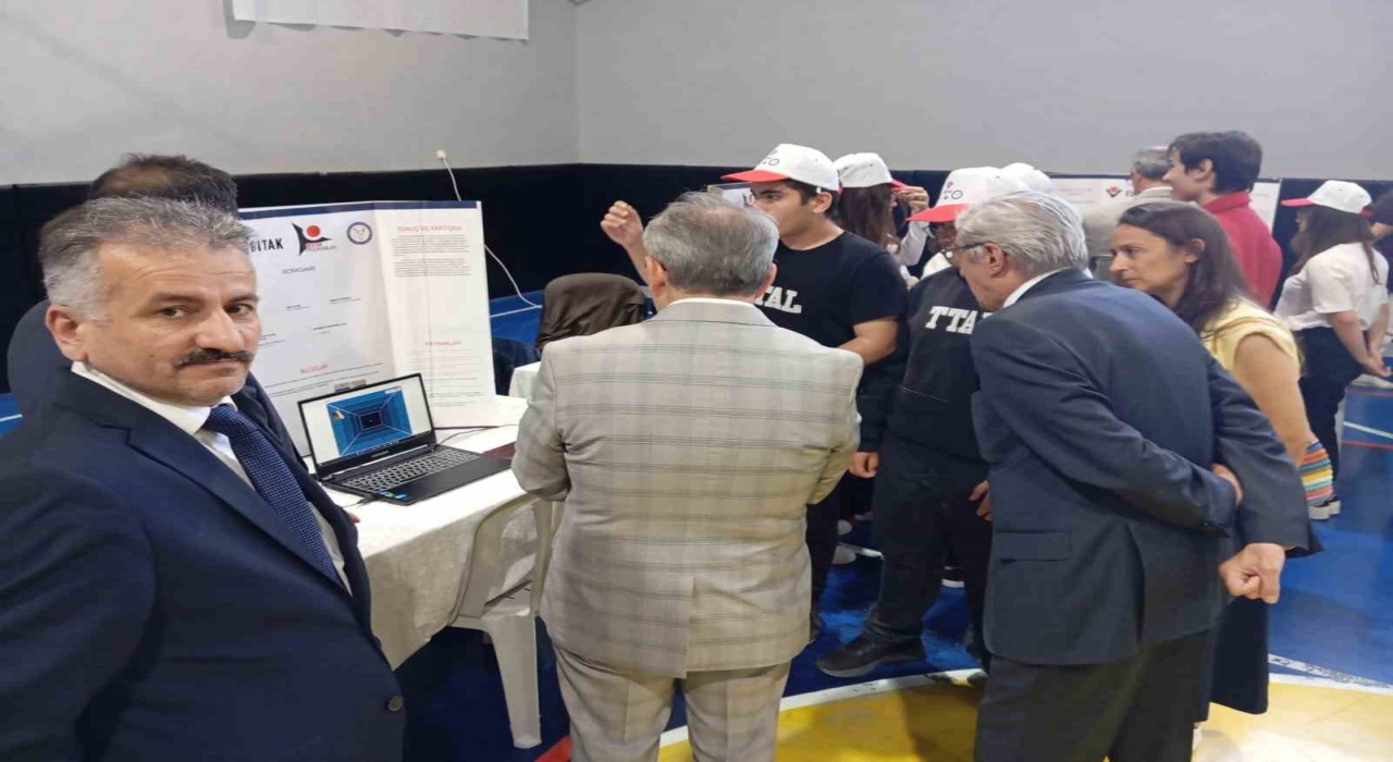 Turhan Tayan Anadolu Lisesinde Bilim Fuarı heyecanı