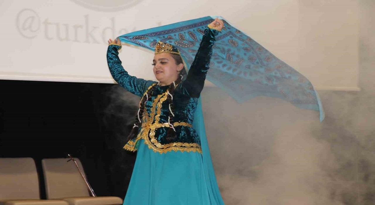 Türk Dünyasının kültürel zenginlikleri, Sivasta sahnelendi