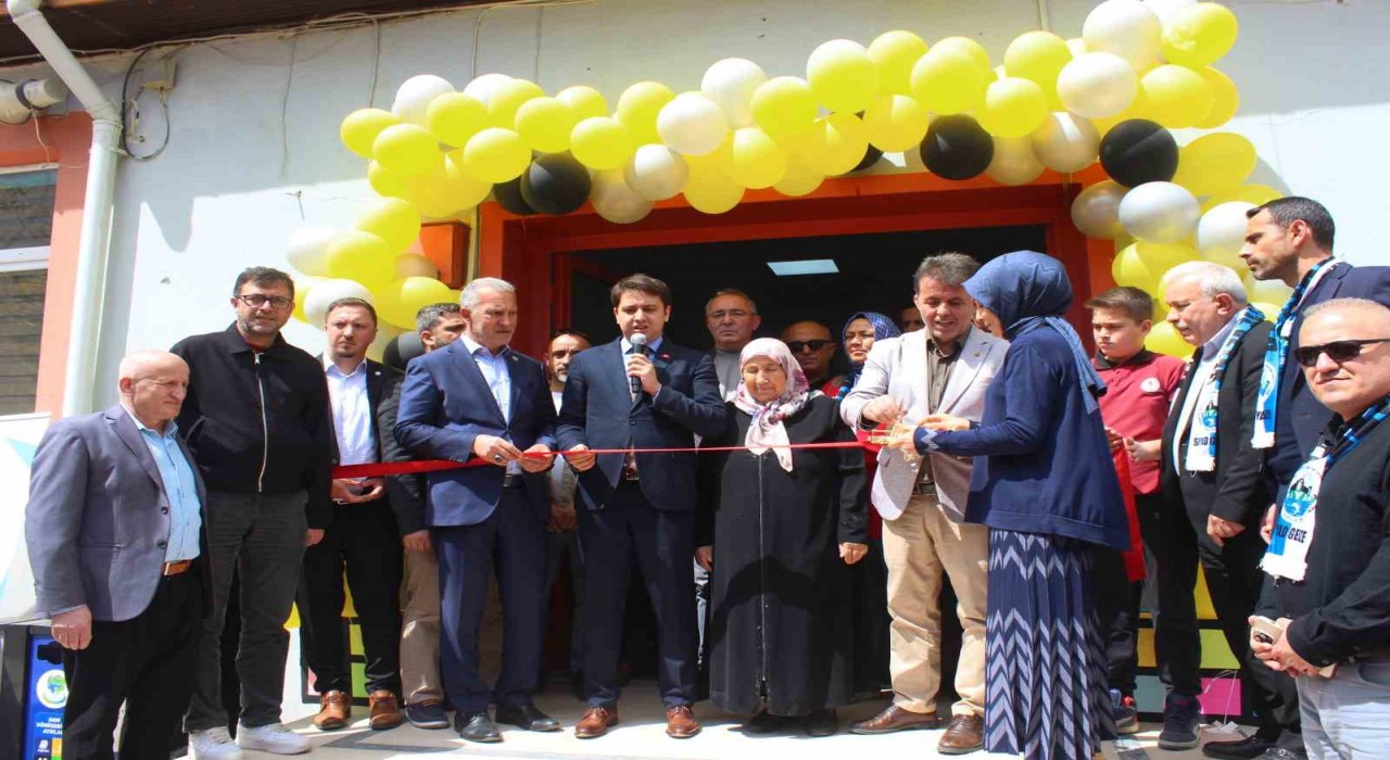 Türkelide robotik kodlama sınıfı açıldı