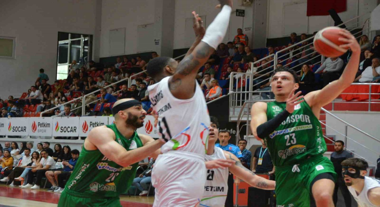 Türkiye Sigorta Basketbol Süper Ligi: Aliağa Petkimspor: 86 - Bursaspor: 95