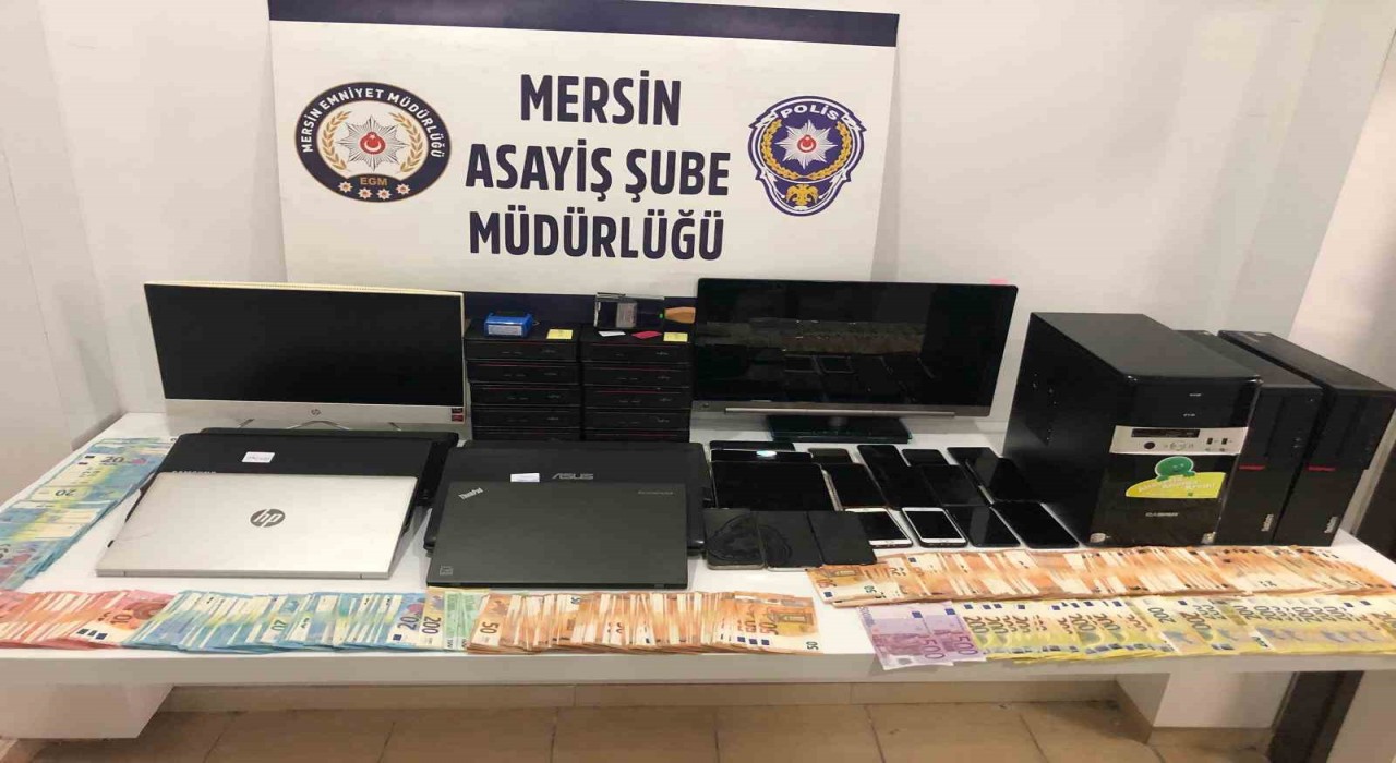Türkiyede çağrı merkezi kurup Almanları dolandırmışlar: 10 gözaltı