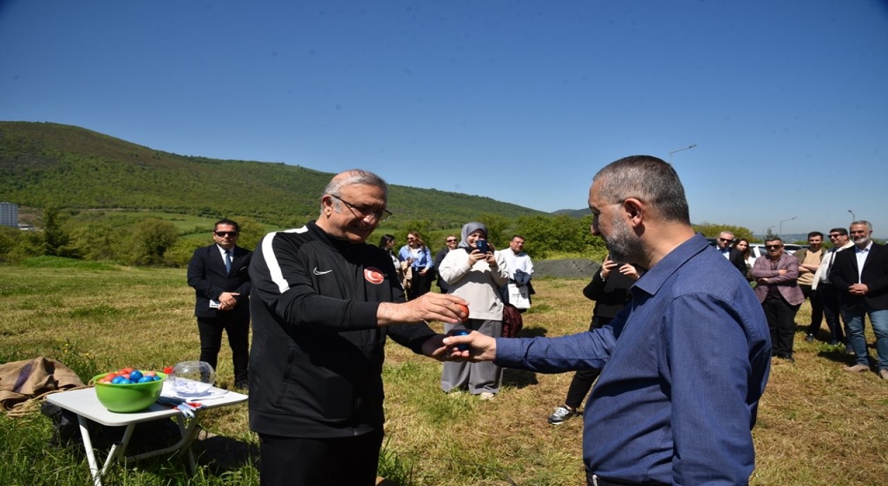 Üniversite öğrencileri Hıdırellezi kutladı