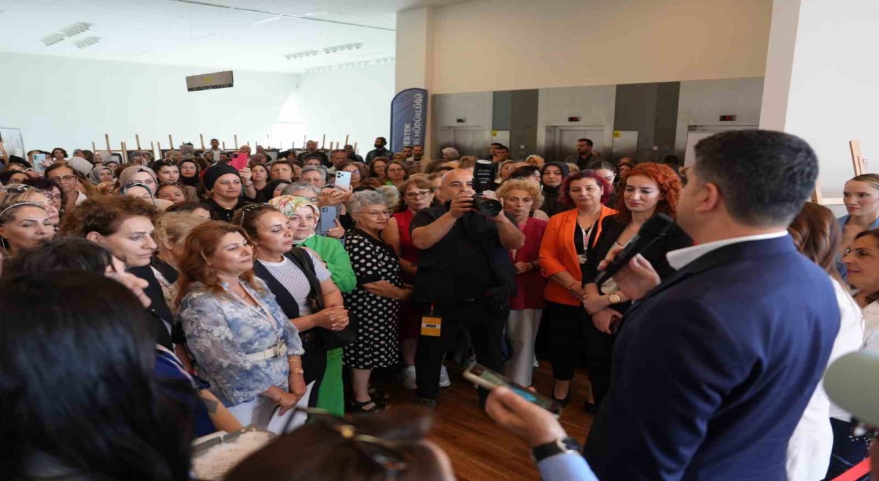 ‘Üreten kadınların izi Ataşehirde