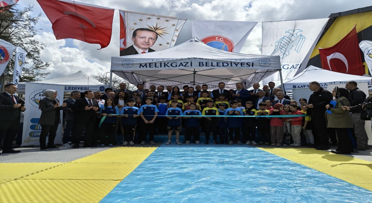 Vali Çiçek: ERVA Spor Okullarını şeref meselemiz yaptık