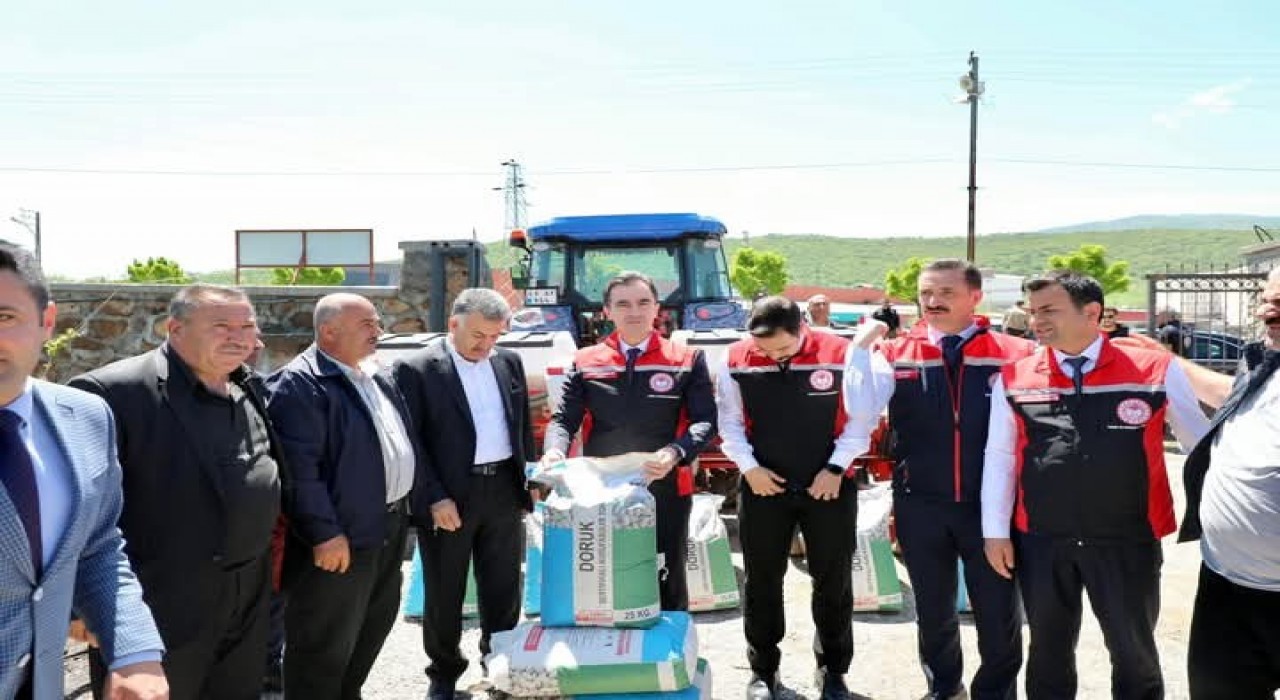 Vali Karakaya, Fasulye Tohumu Dağıtım Törenine katıldı