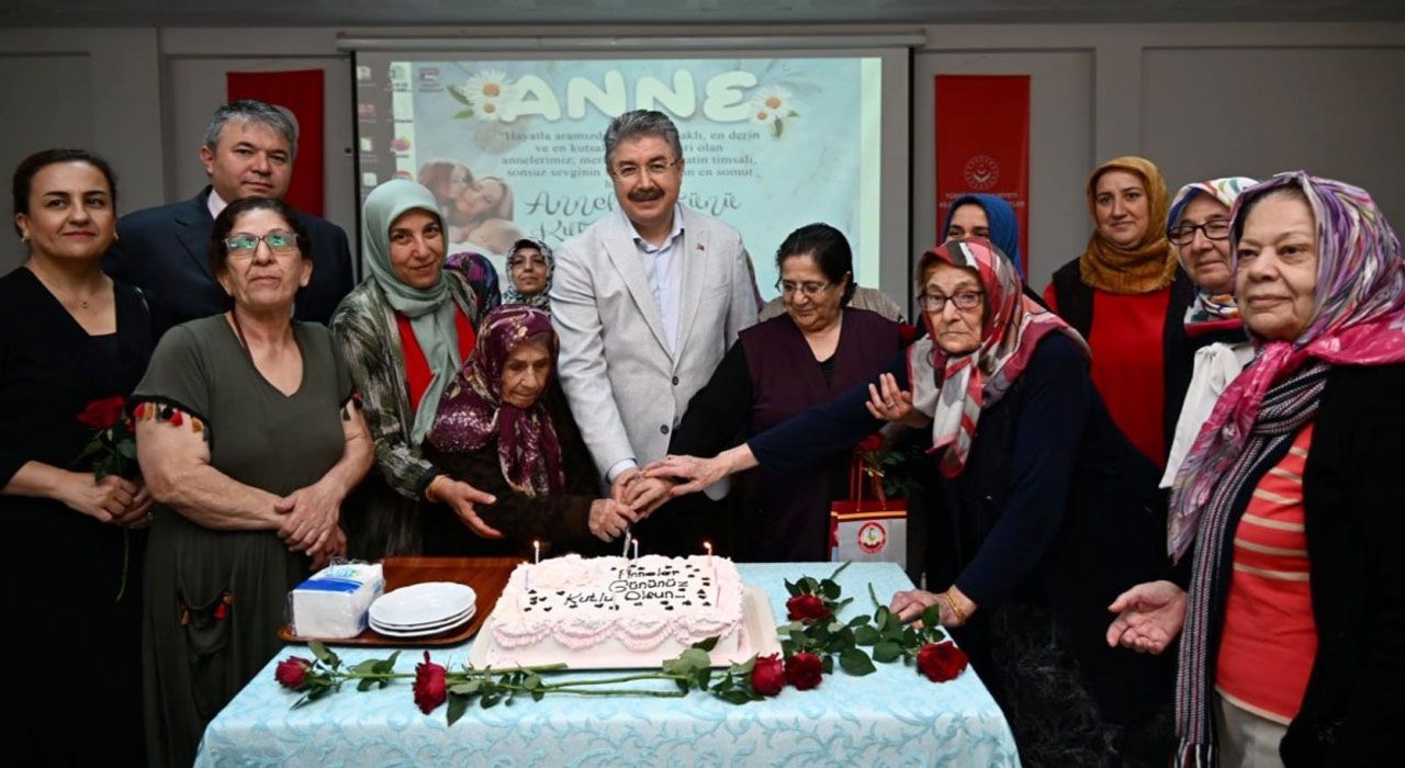 Vali Yılmaz’dan Anneler Günü’nde Huzurevi Ziyareti