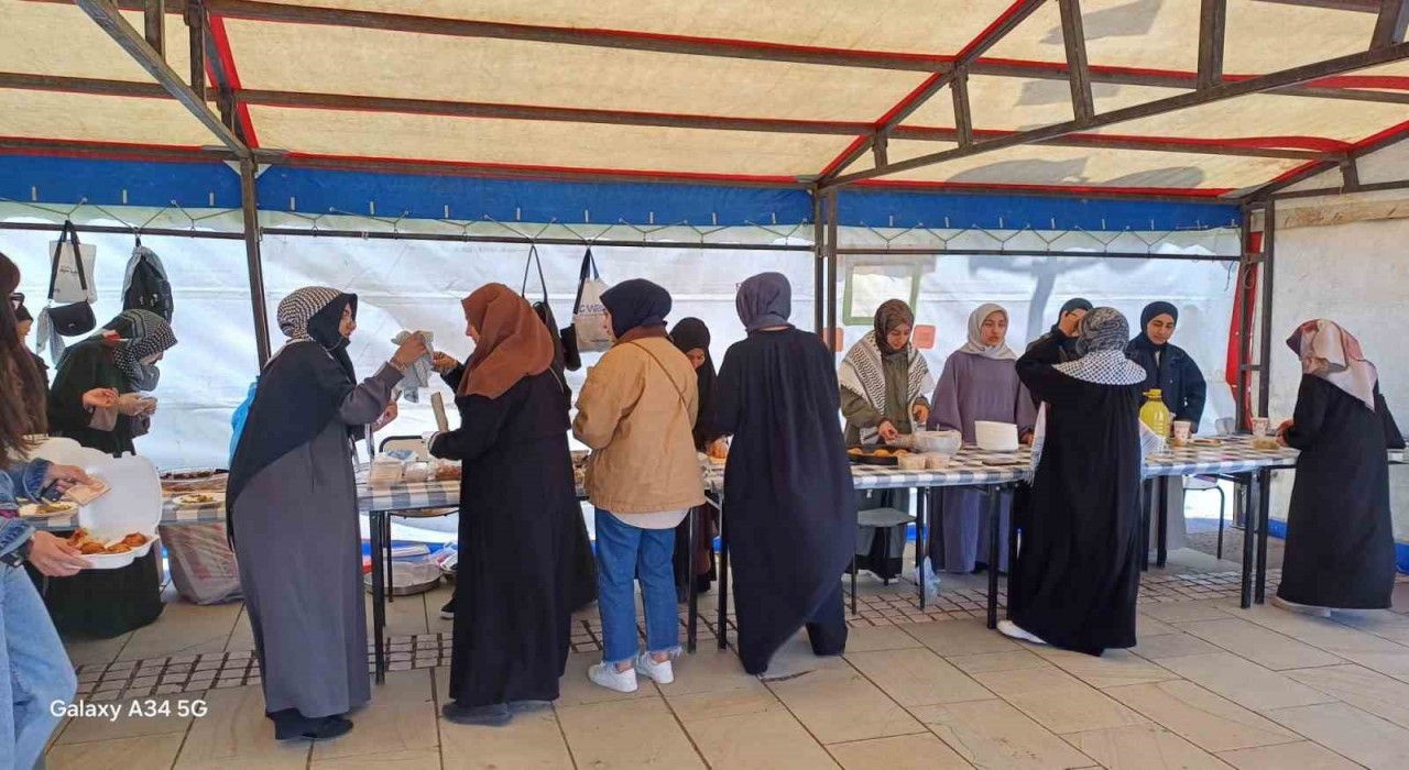 Van YYÜden Gazze yararına yardım kampanyası