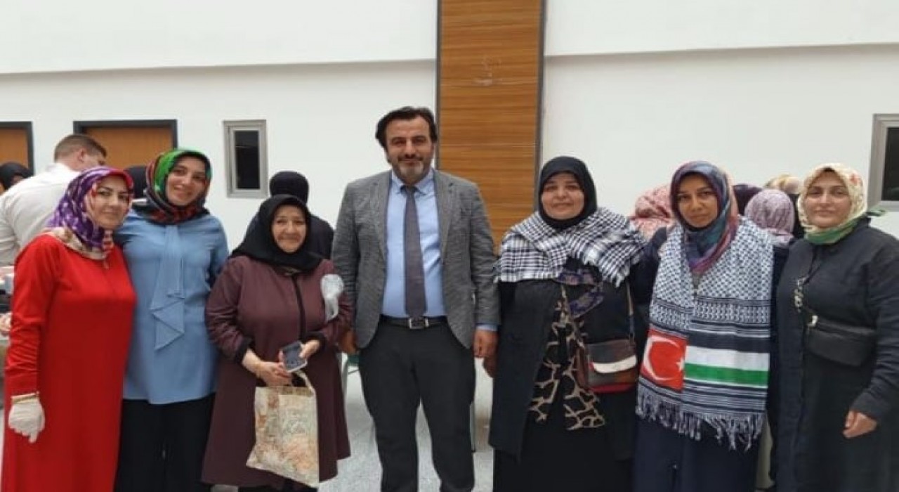Vanda Gazze için hayır çarşısı düzenlendi