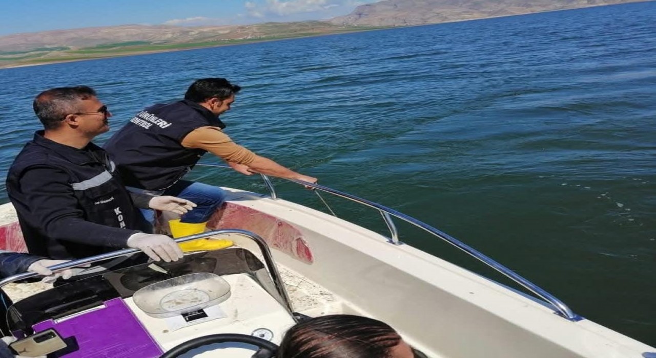 Vanda sazangiller için av yasağı başladı