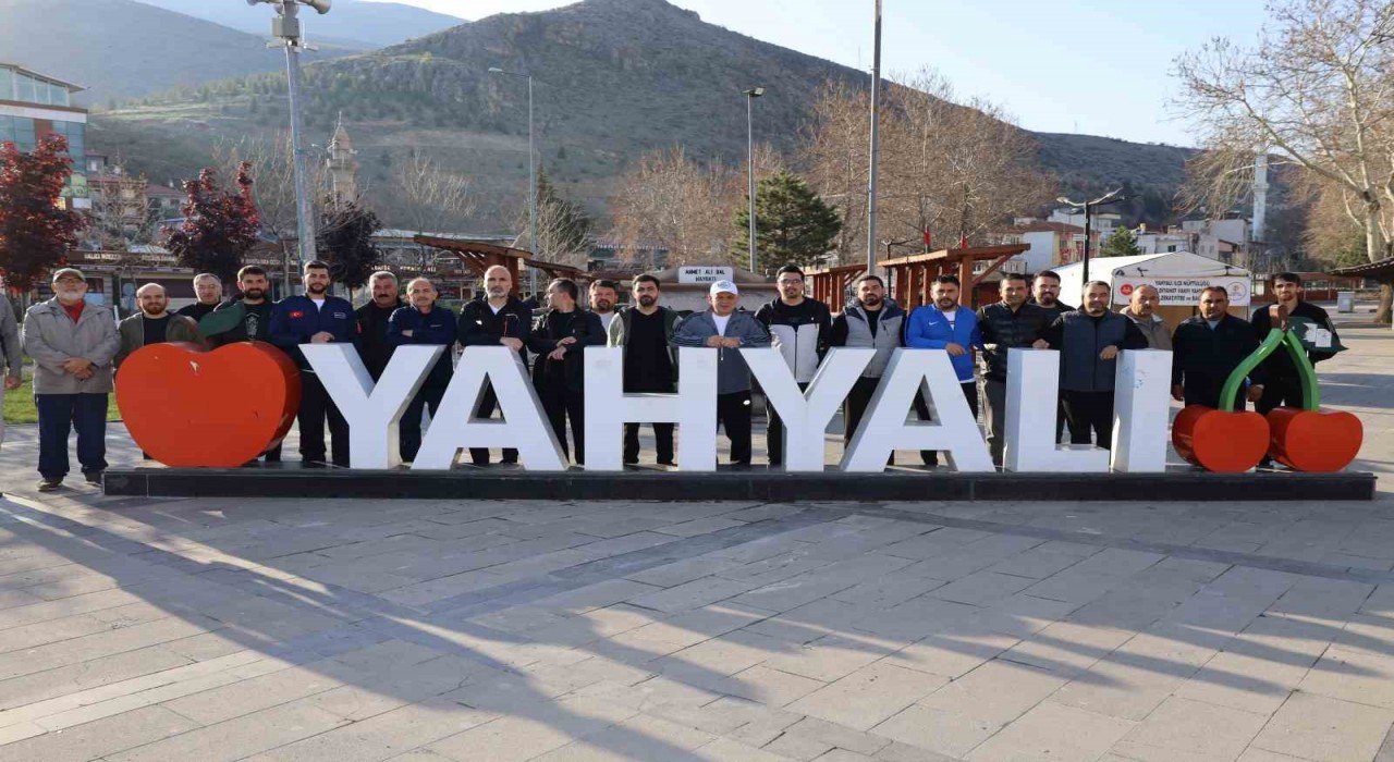 Yahyalı Belediyesinde sabah sporu ve kahvaltı etkinliği