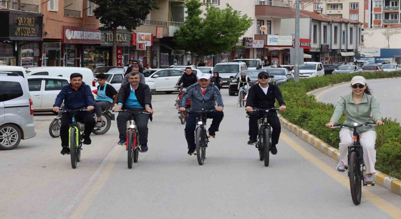 Yahyalıda bisiklet turu düzenlendi