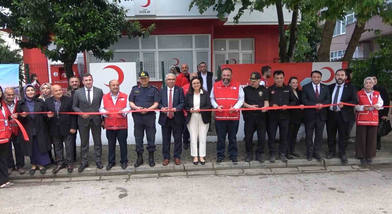 Yalovada Kızılay Butik açıldı