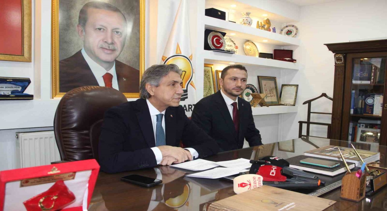 Yerel Yönetimler Başkanı Demir CHPde hizmet değil hezimet belediyeciliği var